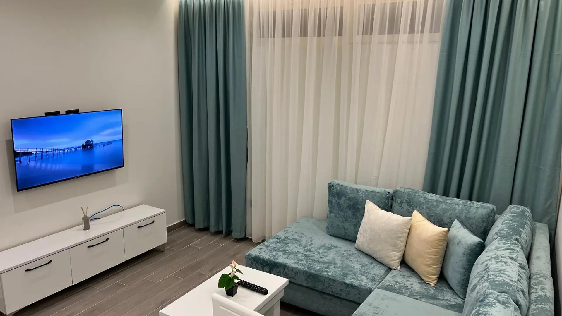 Greis Apartments 1 Tirana